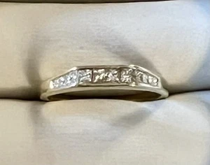 18KY Gold Princess Cut Diamond Waterfall Band. 3.5 Grams. 0.40 TCW. Sz 8.75 - Picture 1 of 9