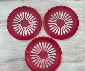 LOT OF 3 REUSABLE Plastic Paper Plate Holders Picnic BBQ Camping Party Red - Picture 1 of 6