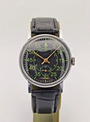 Vintage Watch Pobeda 2602 Military Black Dial Men Soviet USSR Mechanical 1 MChZ - Image 1 of 4