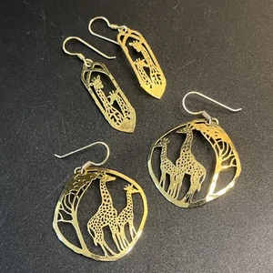 2 Vtg Wild Bryde Gold Tone Giraffe Cut Out Earrings Safari Africa Animal Lot - Picture 1 of 10