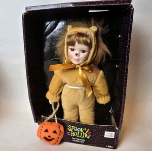Espeluznante Hollow Tiny Treaters Lauren Lion Porcelana Muñeca Halloween 2000 Caja JoAnn - Imagen 1 de 24