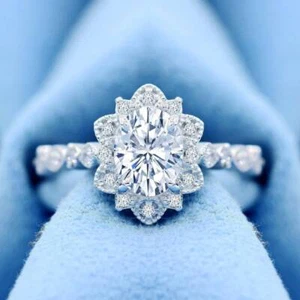 Alianza de compromiso de diamantes de moissanita de corte ovalado de 3,0 quilates en plata de ley 925 - Imagen 1 de 8