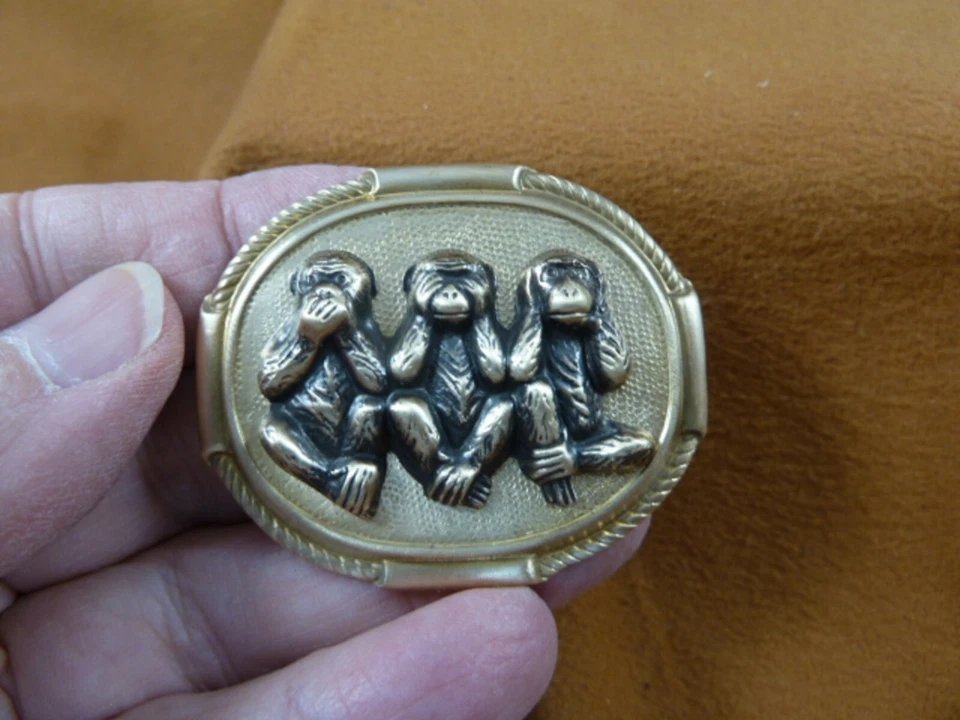 b-monkey-21 Speak no evil see oír 3 monos sabios mono ovalado latón pin colgante Foto 1 de 1