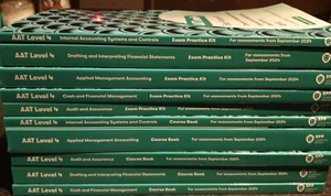 AAT Level 4 BPP Full Set Coursebook AND Exam Kits (Latest Edition) with AA/CFM - Picture 1 of 4