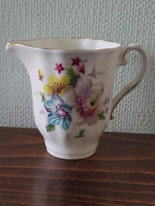 Vintage Royal Grafton Fine Bone China Jug With Floral Decoration - Picture 1 of 3