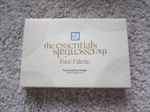 The Beauty Crop The Essentials Face Palette Face and Eye Palette - Picture 1 of 4