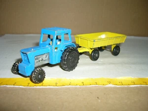 MATCHBOX-LESNEY Superfast, Series Ford Tractor mit Hay Trailer, blau-gelb, No 46 - Picture 1 of 3