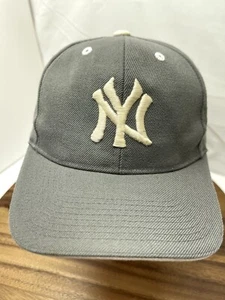 New York Yankees Cap Hat adjustable grey Q Hats - Picture 1 of 11