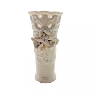 Hermoso jarrón rosa de porcelana 3D - Imagen 1 de 7