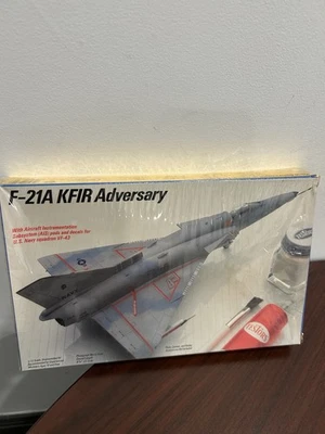 Testors Italeri F-21A KFIR Adversary 1/72 Scale Kit  #630 Factory Bagged Parts - Image 1 of 2