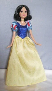 Disney Princess Snow White Action Doll - Picture 1 of 2