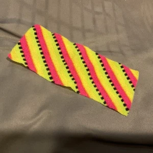 1997 Barbie Flip ‘n Dive Towel #18980 - Picture 1 of 3