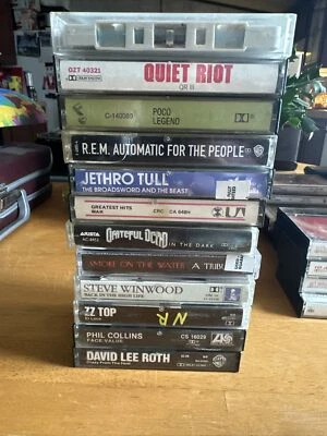 12 Cassette Lot (Rock And Some Pop) Good Condition With Original Cases Foto 1 de 4