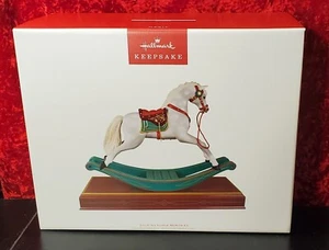 Hallmark Rocking Horse Memories 2022 Large Tabletop Decoration With Motion - Picture 1 of 2