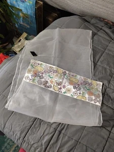 Valerie Stevens Bufanda Marfil Floral Joyas/Lentejuelas 72 Largo X 18w Nuevo Con Etiquetas - Imagen 1 de 4
