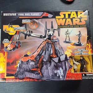 Star Wars Revenge Of The Sith Mustafar Final Duel Playset NOS SEALED NEW - Picture 1 of 6