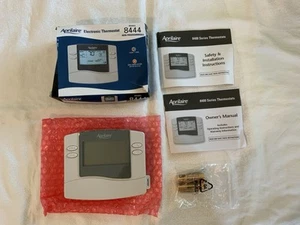 Aprilaire elektronischer programmierbarer Thermostat Modell 8444 weiß - Bild 1 von 10