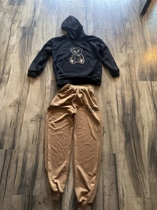 Kids Bear Hoodie And Sweats Set Size Medium/ Large Tan And Black Cute!! - Picture 1 of 6