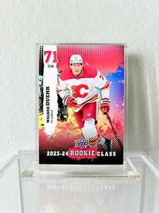 2023-24 Upper Deck Series 2 Hockey Walker Duehr Rookie Class RC-18 Calgary Flame - Bild 1 von 2