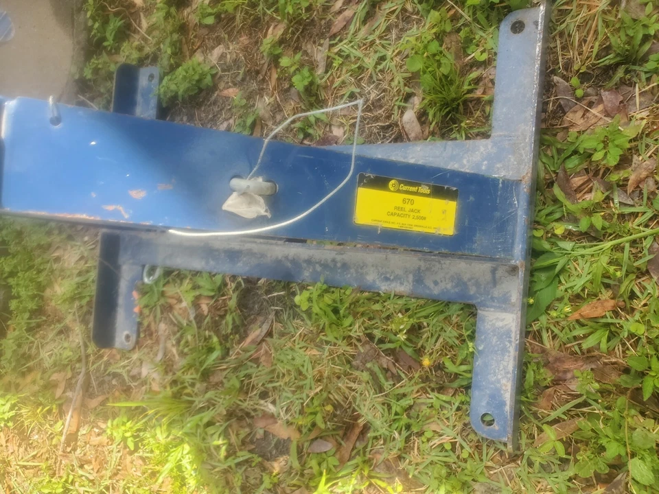 Катушечный домкрат 670 2500 # текущий инструмент средний винтовой тип катушки подставка  - Изображение 1 из 4