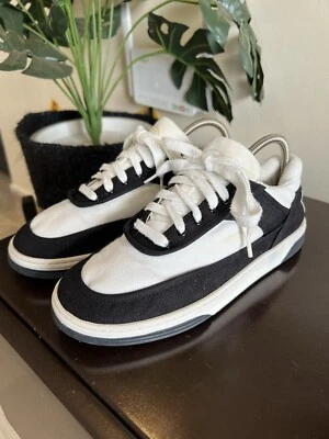 Zapatillas deportivas Chanel de tela con logotipo para mujer EU 37 || US 6,5 blancas Foto 1 de 4