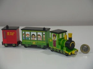 Postman Pat Greendale Rocket with 2 Carriages Die-cast Corgi 2004 _HM26 - Picture 1 of 12