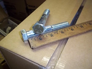LOT OF 2 5/8" X 4" 11 THREADS PRE INCH GRADE 5 HEX BOLT - Picture 1 of 1