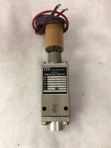 Interruptor de presión ITT Neo-Dyn 125P1S 456, a prueba de manipulaciones - Imagen 1 de 3