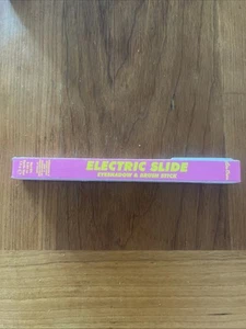 Sombra de ojos y pincel Lime Crime Electric Slide, 0,04 oz. TOTALMENTE BUGGIN - Imagen 1 de 4