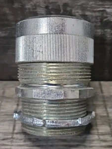 Crouse-Hinds CGB599 Straight Body 1.5" Male Thread Cord & Cable Fitting - Picture 1 of 5