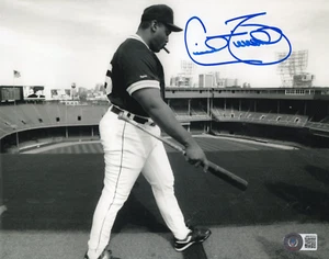 CECIL FIELDER SIGNED DETROIT TIGERS ROOFTOP 8x10 PHOTO BECKETT BAS WITNESSED - Picture 1 of 1