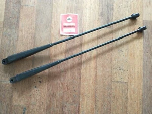 FORD TRANSIT PARCELS FURGONETA SERIE TRICO BRAZOS LIMPIAPARABRISAS NEGRO MATE NUEVO STOCK ANTIGUO - Imagen 1 de 4