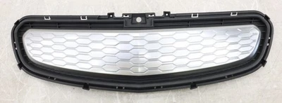 NUEVO OEM GM parachoques delantero rejilla inferior radiador 95489503 Chevy Spark EV 2014-2016 Foto 1 de 4