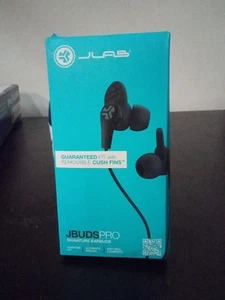 Ohrhörer JLAB JBuds Pro Signature Universal Mikrofon und Track Control Box beschädigt - Bild 1 von 1
