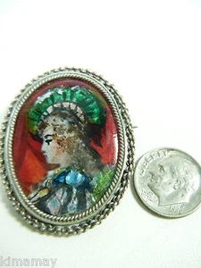 ANTIGUO PIN DE RETRATO ESMALTADO DUBOIS LIMOGES FIRMADO LIMOGES CON PABELLONES - Imagen 1 de 2