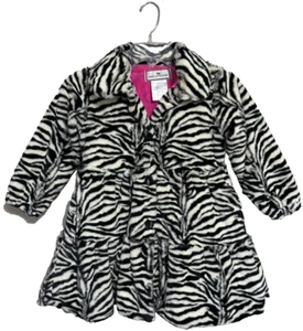 American Widgeon Girls Zebra Faux FurJacket Size 6 Excellent Condition - Picture 1 of 9