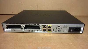 Routeur réseau à services intégrés Cisco 1921 V05 2 x Gbit + 2 x module EHWIC EXCLU - Photo 1/3