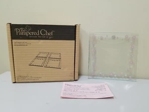 New ~ The Pampered Chef Pink Daisy Dessert Plates Set of 4 ~ #2818 Retired - Picture 1 of 8