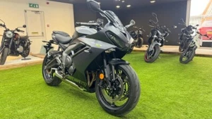 2025 25 TRIUMPH DAYTONA 660 660 SUPER SPORTS PETROL MANUAL EURO 5 (95 PS) - Picture 1 of 12