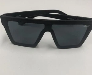 Quay Midsight 125 Sunglasses With Oversized Flat Top Design & Black Frame Read - Picture 1 of 16