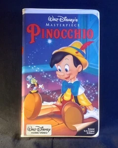 Walt Disney's Masterpiece Pinocchio VHS in Clamshell Case #239 - Picture 1 of 4