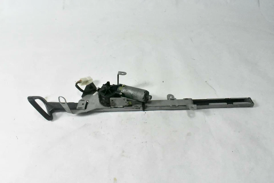 03-09 Mercedes W209 CLK500 CLK550 Seat Belt Feeder Motor Front Right Black OEM - Image 1 of 4
