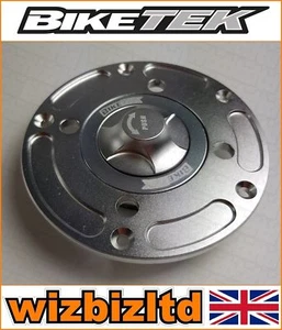 Biketek Silver Quarter Turn Fuel Cap (Gas Cap) Aprilia RSV4 RF 2015-2017 FFCA06 - Imagen 1 de 12