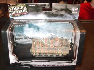 FORCES OF VALOR .GERMAN KING TIGER (1/72 SCALE) - Picture 1 of 4