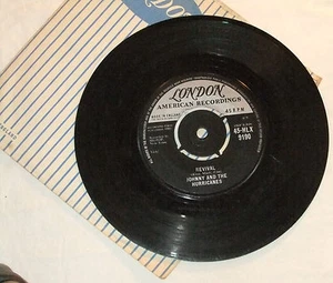 JOHNNY & THE HURRICANES ROCKING GOOSE / REVIVAL RARE SINGLE VINYL 45 RECORD 1960 - Picture 1 of 2