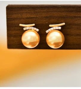 10K Gold Curved Pearl & Diamond Stud Earrings - Minimalist Elegant Jewelry - Picture 1 of 6