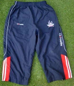 O'Neills Corcaigh Cork GAA Long Shorts (Größe S) - Bild 1 von 4