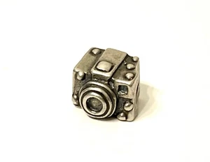 Amore & Baci Italy 925 Sterling Silver Camera Bracelet Charm - Picture 1 of 4