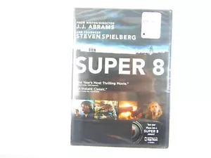 Super 8 DVD - Foto 1 di 2