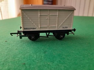 TRI-ANG RAILWAYS OO GAUGE   INSULFISH VAN N6301   VGC - Foto 1 di 5